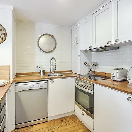 Lovelystay - Soft Loft Chiado Apartment Lisbon