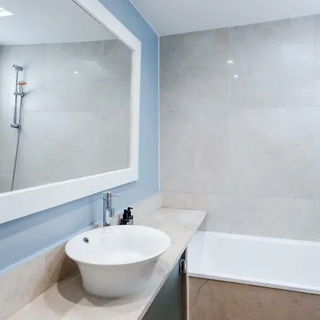 Lovelystay - Soft Loft Chiado Apartment